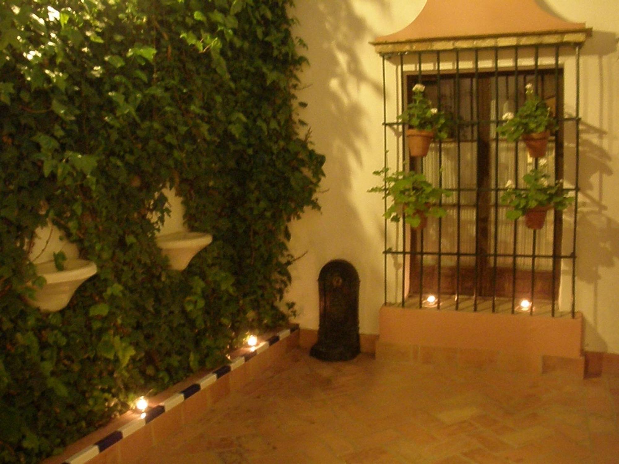 El Rincon De Las Descalzas كارمونا المظهر الخارجي الصورة